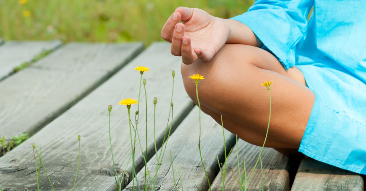 5 powerful practices to stimulate awareness for inner peace