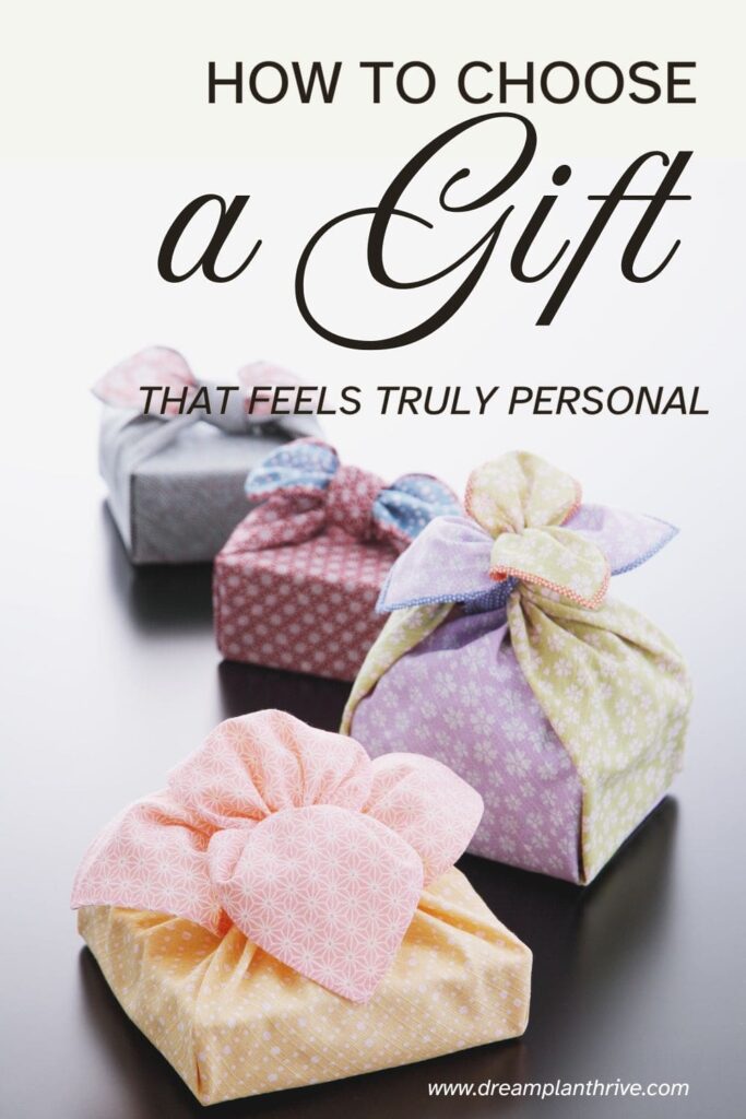 how to choose meaningful personalized gifts for women
